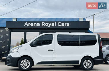 Мінівен Renault Trafic 2016 в 