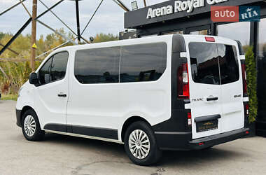 Мінівен Renault Trafic 2016 в 