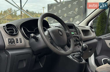 Мінівен Renault Trafic 2016 в 