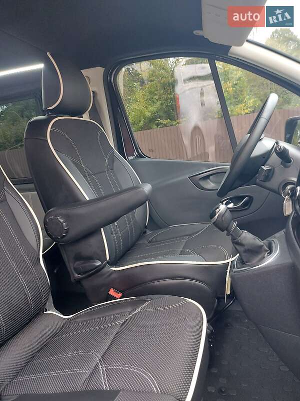 Мінівен Renault Trafic 2020 в Млиніві