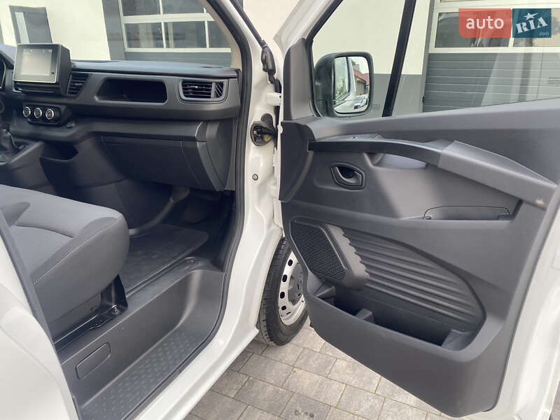 Вантажний фургон Renault Trafic 2022 в Радивиліві фото 24 Вантажний фургон Renault Trafic 2022 в Радивиліві