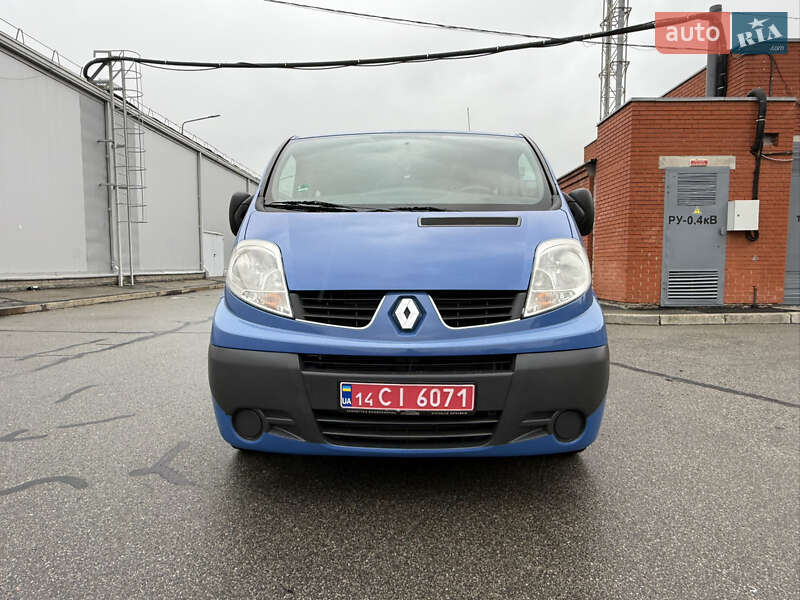 Мінівен Renault Trafic 2014 в Києві