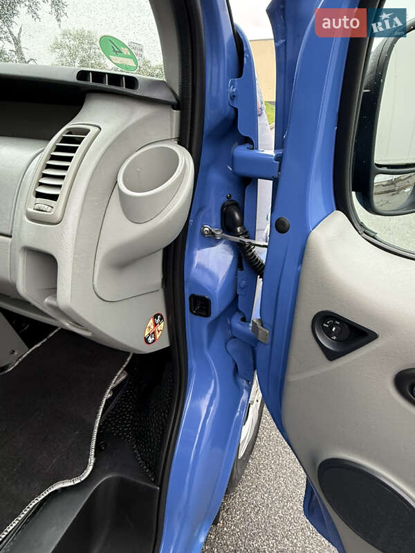 Мінівен Renault Trafic 2014 в Києві