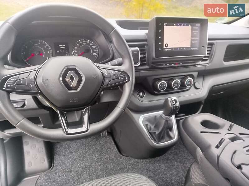 Грузовой фургон Renault Trafic 2023 в Львове