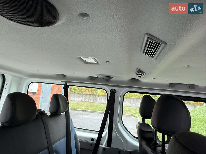 Мінівен Renault Trafic 2014 в Києві фото 37 Мінівен Renault Trafic 2014 в Києві
