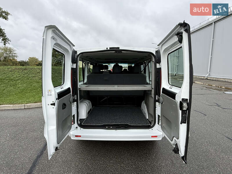 Мінівен Renault Trafic 2014 в Києві фото 41 Мінівен Renault Trafic 2014 в Києві