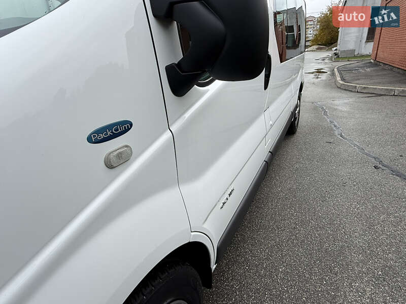 Мінівен Renault Trafic 2014 в Києві фото 51 Мінівен Renault Trafic 2014 в Києві