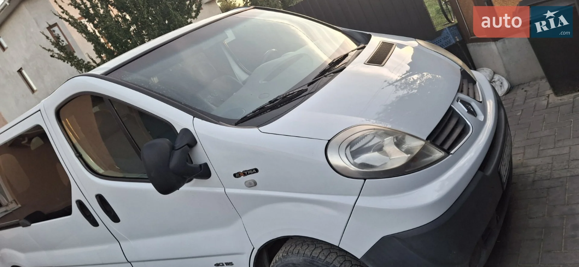 2012 Renault Trafic - мініатюра 2