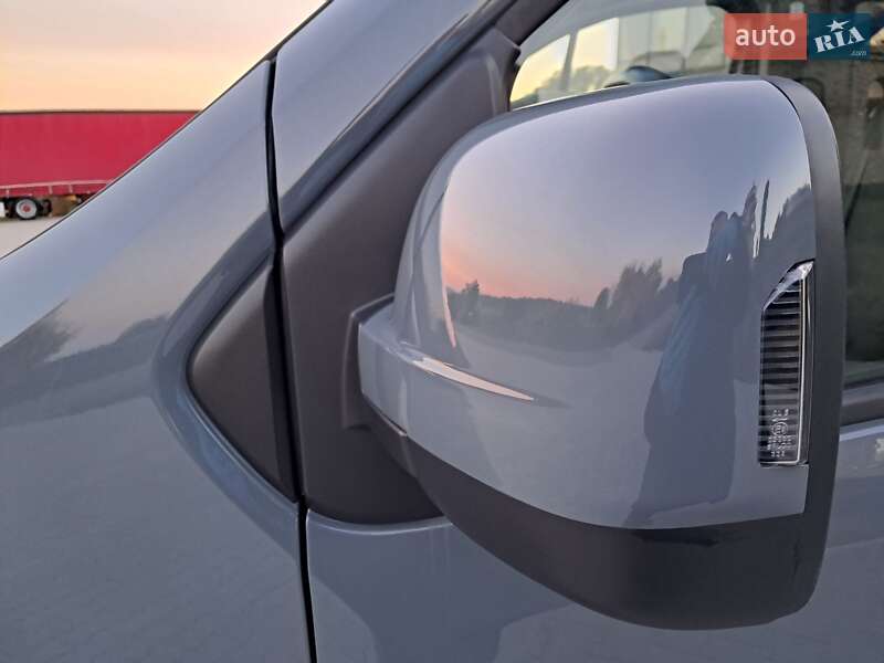 Грузовой фургон Renault Trafic 2022 в Черновцах