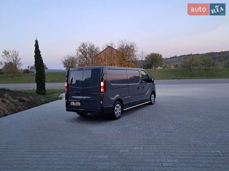 Грузовой фургон Renault Trafic 2022 в Черновцах