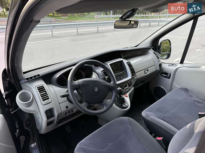 Грузовой фургон Renault Trafic 2012 в Дубно