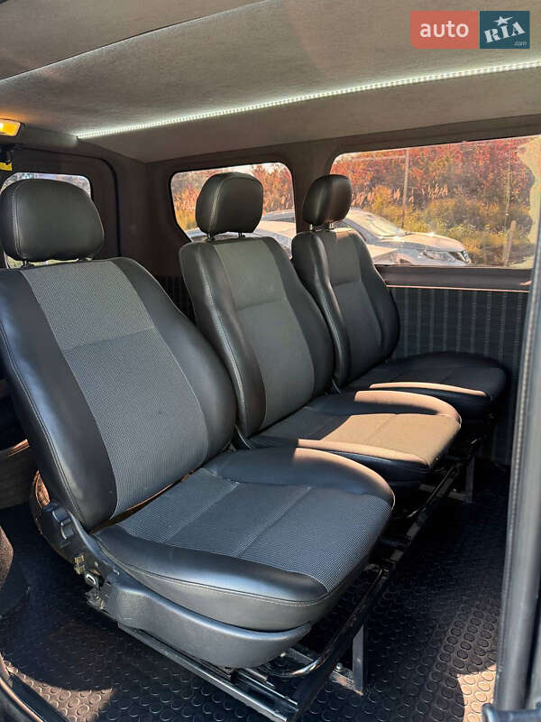 Минивэн Renault Trafic 2016 в Киеве фото 13 Минивэн Renault Trafic 2016 в Киеве