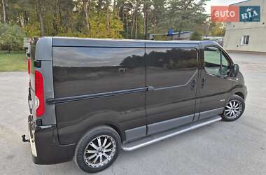 Грузовой фургон Renault Trafic 2013 в 