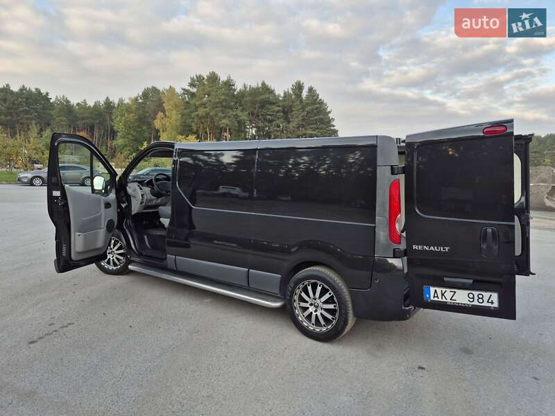 Грузовой фургон Renault Trafic 2013 в Радивилове