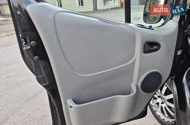 Грузовой фургон Renault Trafic 2013 в 