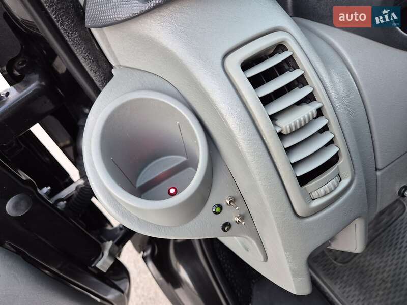 Грузовой фургон Renault Trafic 2013 в Радивилове