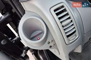 Грузовой фургон Renault Trafic 2013 в 