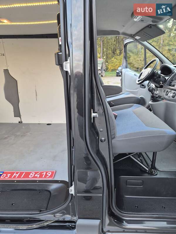 Грузовой фургон Renault Trafic 2013 в Радивилове