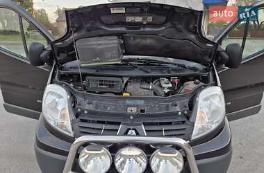Грузовой фургон Renault Trafic 2013 в 