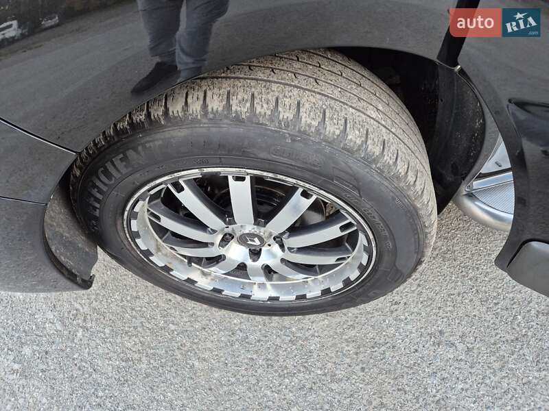 Грузовой фургон Renault Trafic 2013 в Радивилове