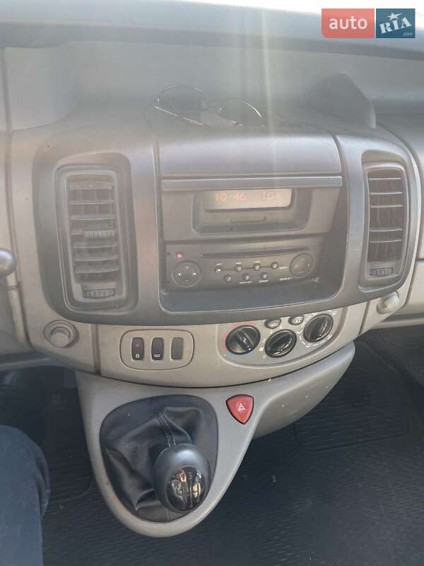 Мінівен Renault Trafic 2009 в Луцьку фото 10 Мінівен Renault Trafic 2009 в Луцьку