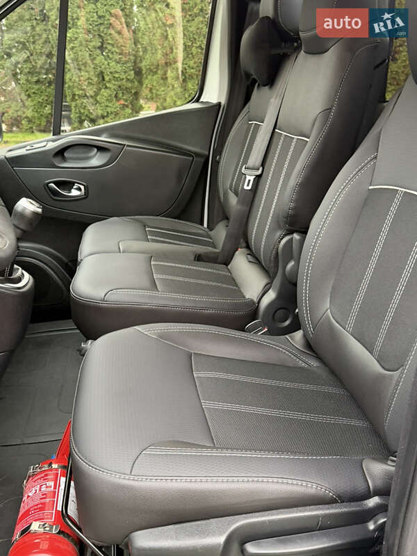 Минивэн Renault Trafic 2021 в Дубно