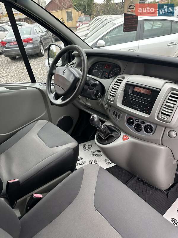 Минивэн Renault Trafic 2008 в Смеле фото 10 Минивэн Renault Trafic 2008 в Смеле