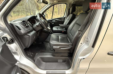 Минивэн Renault Trafic 2020 в 