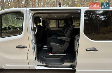 Минивэн Renault Trafic 2020 в 