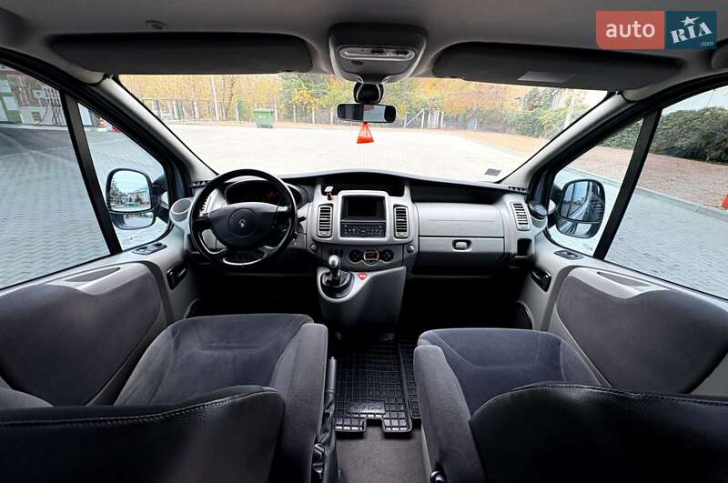 Минивэн Renault Trafic 2013 в Житомире фото 31 Минивэн Renault Trafic 2013 в Житомире