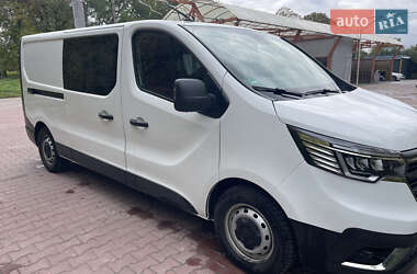 Минивэн Renault Trafic 2022 в 