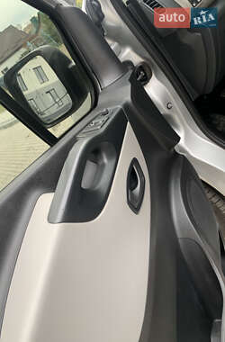 Минивэн Renault Trafic 2019 в 