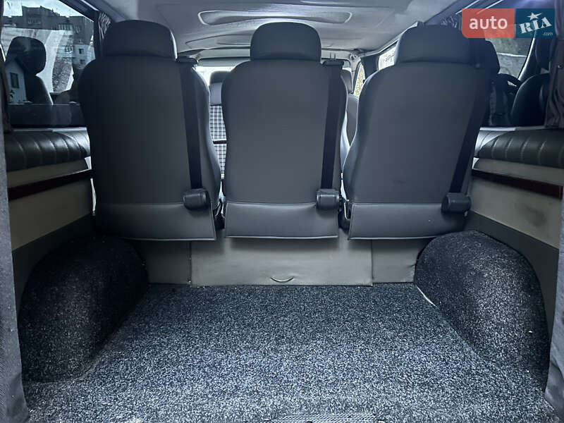 Мінівен Renault Trafic 2006 в Хмільнику