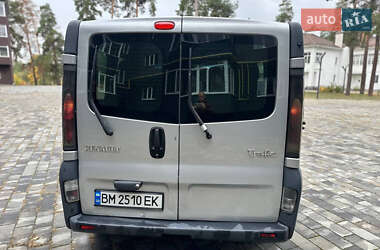 Минивэн Renault Trafic 2002 в  фото 7 Минивэн Renault Trafic 2002 в
