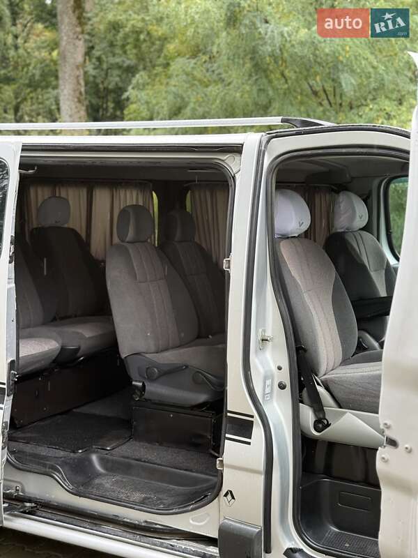 Минивэн Renault Trafic 2007 в Тульчине