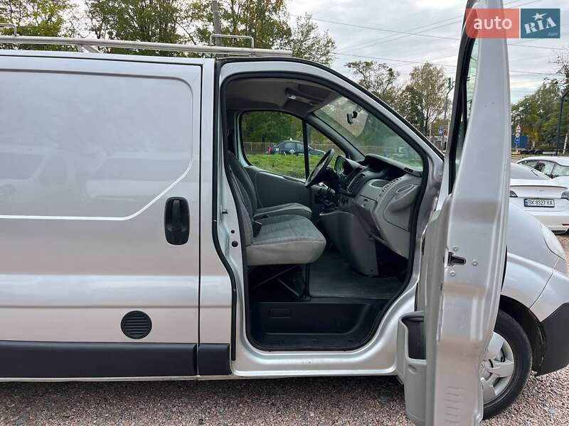 Вантажний фургон Renault Trafic 2014 в Рівному фото 12 Вантажний фургон Renault Trafic 2014 в Рівному