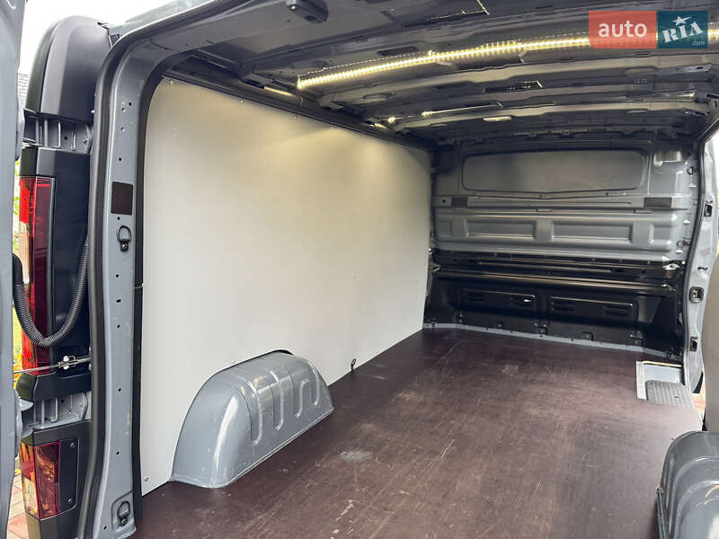 Грузовой фургон Renault Trafic 2020 в Казатине