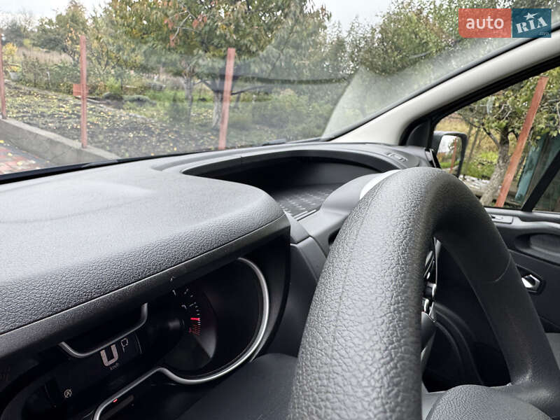 Грузовой фургон Renault Trafic 2020 в Казатине