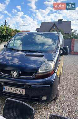 Минивэн Renault Trafic 2005 в Ивано-Франковске