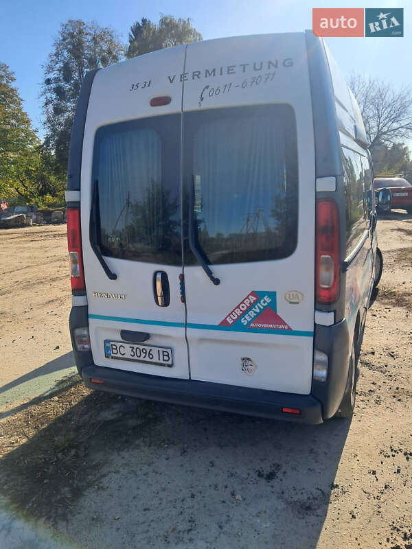 Минивэн Renault Trafic 2007 в Добротворе