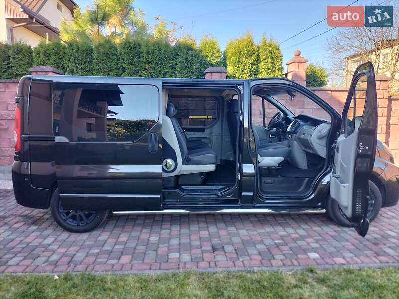 Минивэн Renault Trafic 2014 в Ровно фото 12 Минивэн Renault Trafic 2014 в Ровно