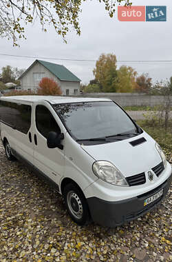 Минивэн Renault Trafic 2009 в 