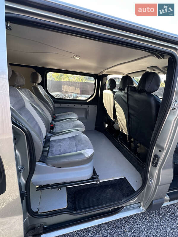 Минивэн Renault Trafic 2011 в Калиновке фото 25 Минивэн Renault Trafic 2011 в Калиновке