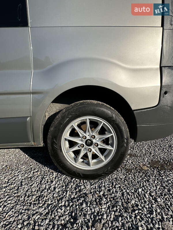 Минивэн Renault Trafic 2011 в Калиновке фото 43 Минивэн Renault Trafic 2011 в Калиновке