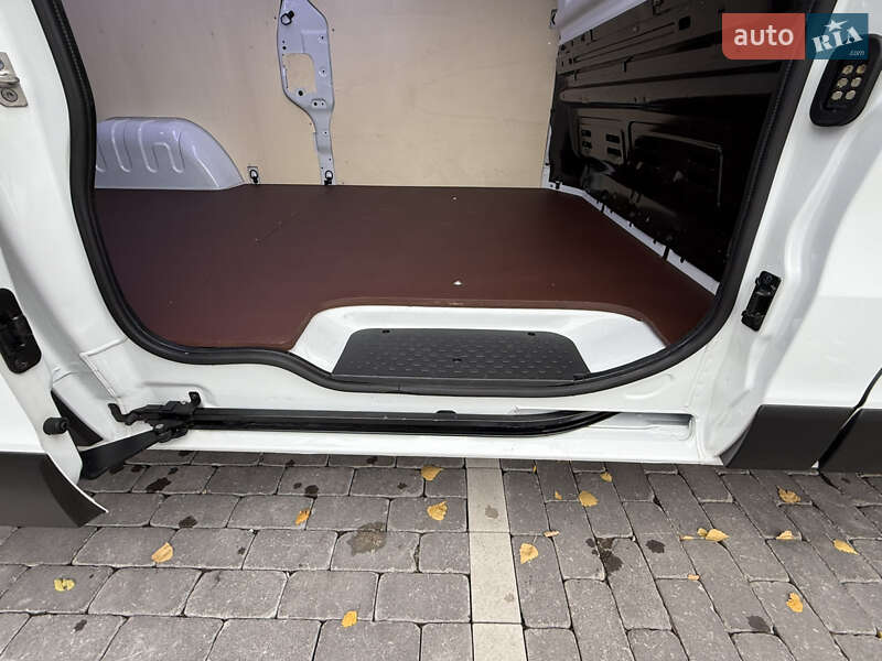 Інші вантажівки Renault Trafic 2024 в Києві фото 55 Інші вантажівки Renault Trafic 2024 в Києві