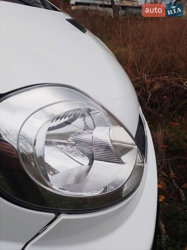 Грузовой фургон Renault Trafic 2010 в Харькове фото 6 Грузовой фургон Renault Trafic 2010 в Харькове