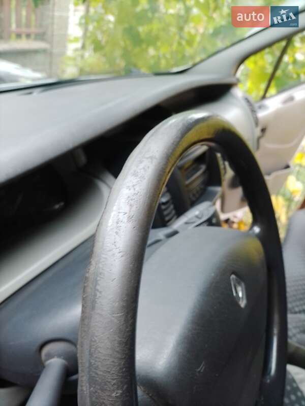 Грузовой фургон Renault Trafic 2010 в Харькове фото 13 Грузовой фургон Renault Trafic 2010 в Харькове