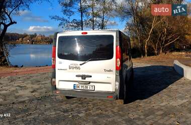 Минивэн Renault Trafic 2009 в 