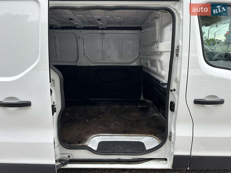 Грузовой фургон Renault Trafic 2016 в Ровно фото 23 Грузовой фургон Renault Trafic 2016 в Ровно