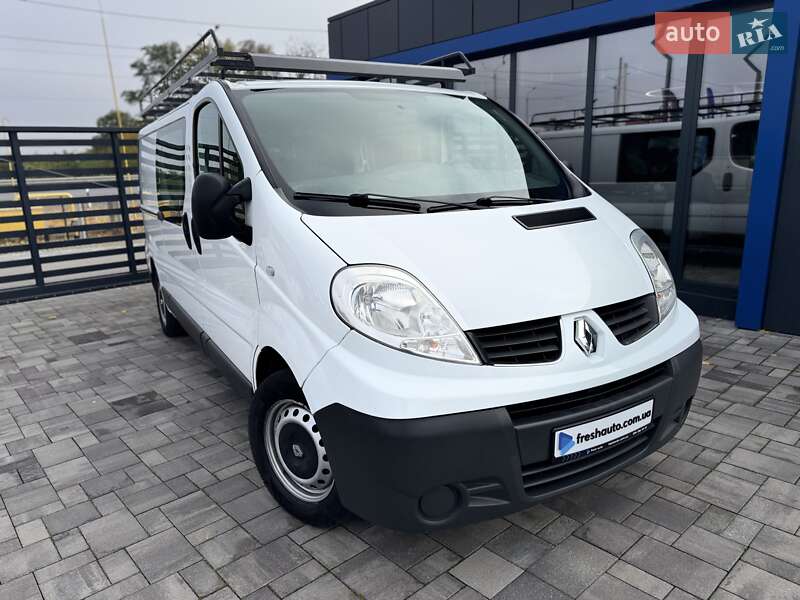Минивэн Renault Trafic 2014 в Ровно